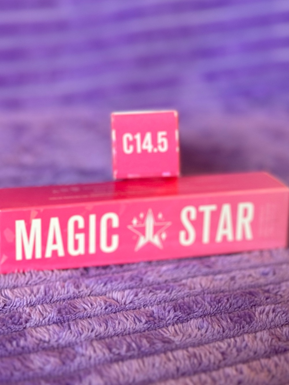 Jeffree Star Cosmetics Magic Star Concealer color C14.5 , make-up